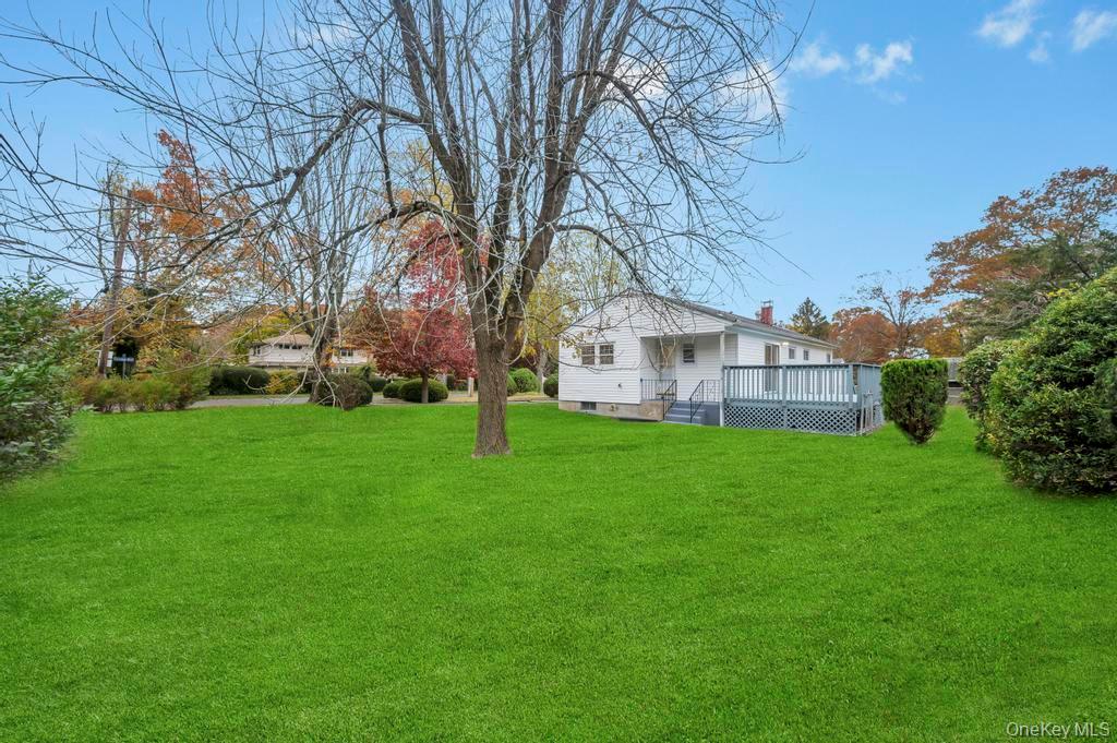 #6 photo, 468 Ferndale Boulevard, מחוז סאפוק Islip , NY 11751