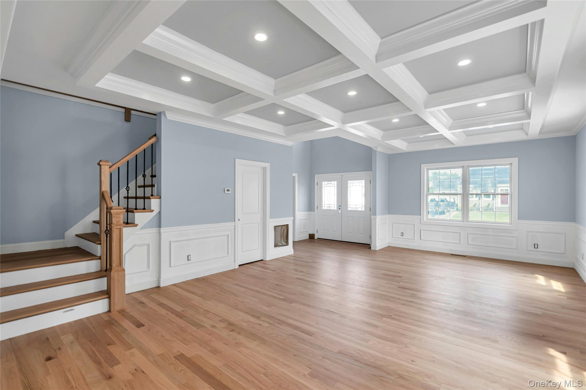 #4 photo, 68 Caroline Street, Нассау ‖ Bethpage , NY 11714