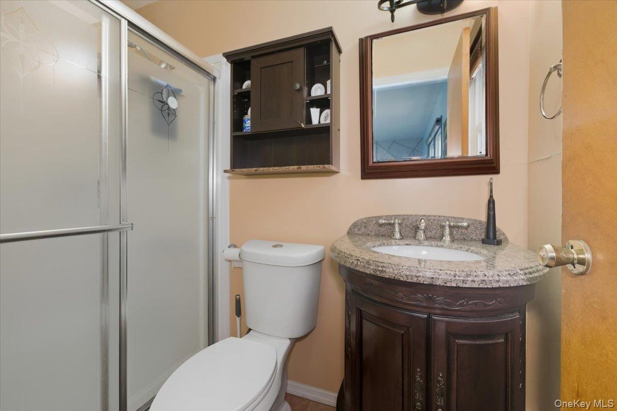 #14 photo, 260 Lower Rocky Point Road, 东长岛 Sound Beach , NY 11789