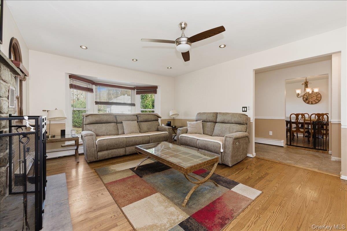 #3 photo, 260 Lower Rocky Point Road, 东长岛 Sound Beach , NY 11789