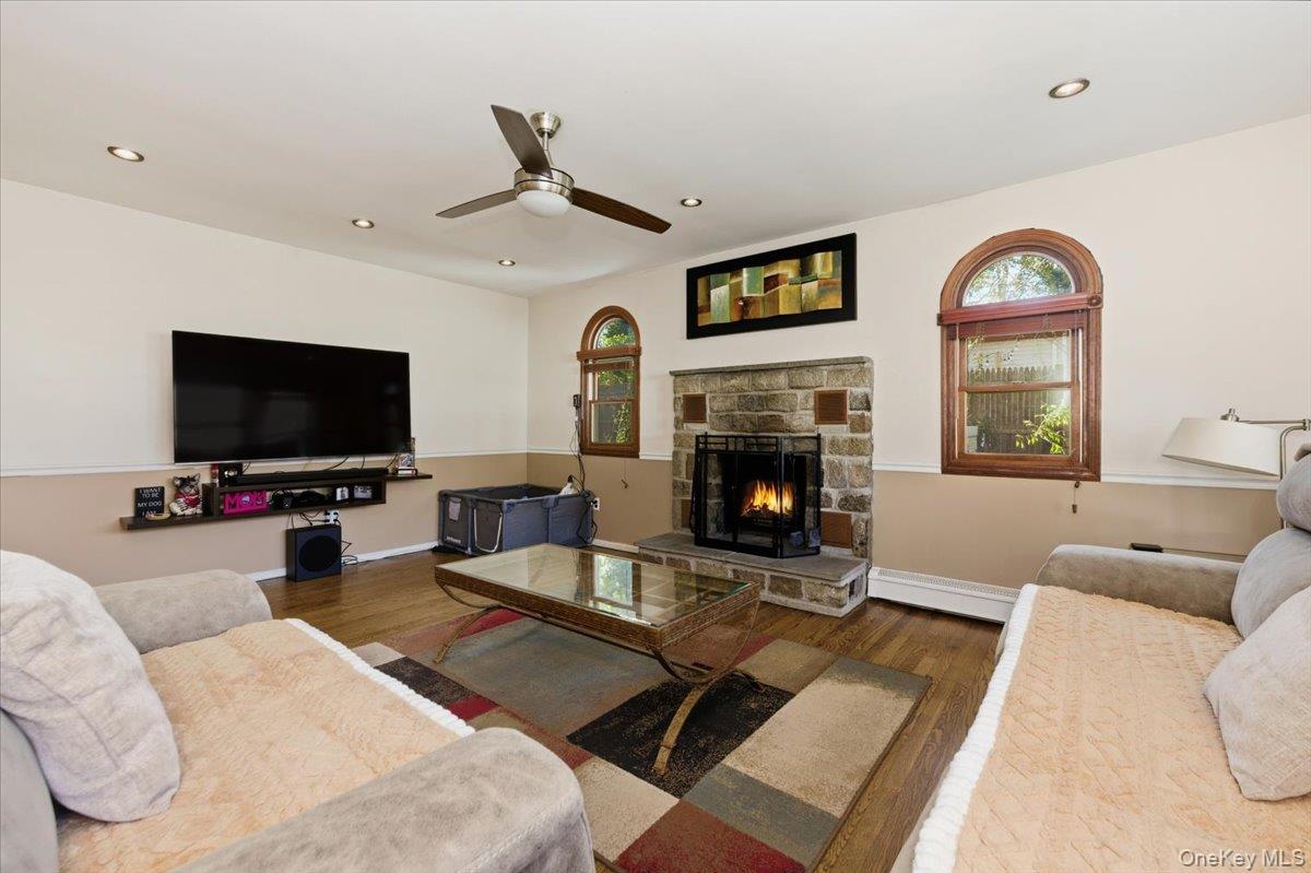 #4 photo, 260 Lower Rocky Point Road, 东长岛 Sound Beach , NY 11789