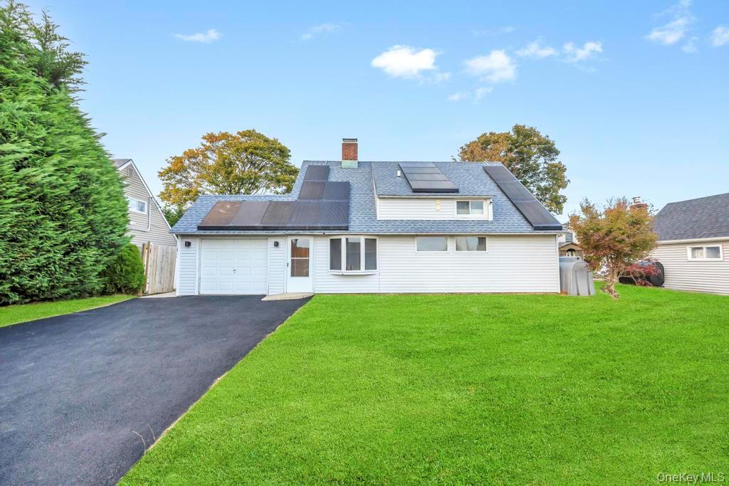 #1 photo, 9 Redwood Lane, Levittown , NY 11756