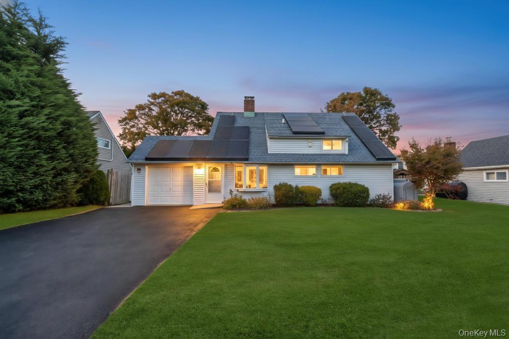 #2 photo, 9 Redwood Lane, Levittown , NY 11756