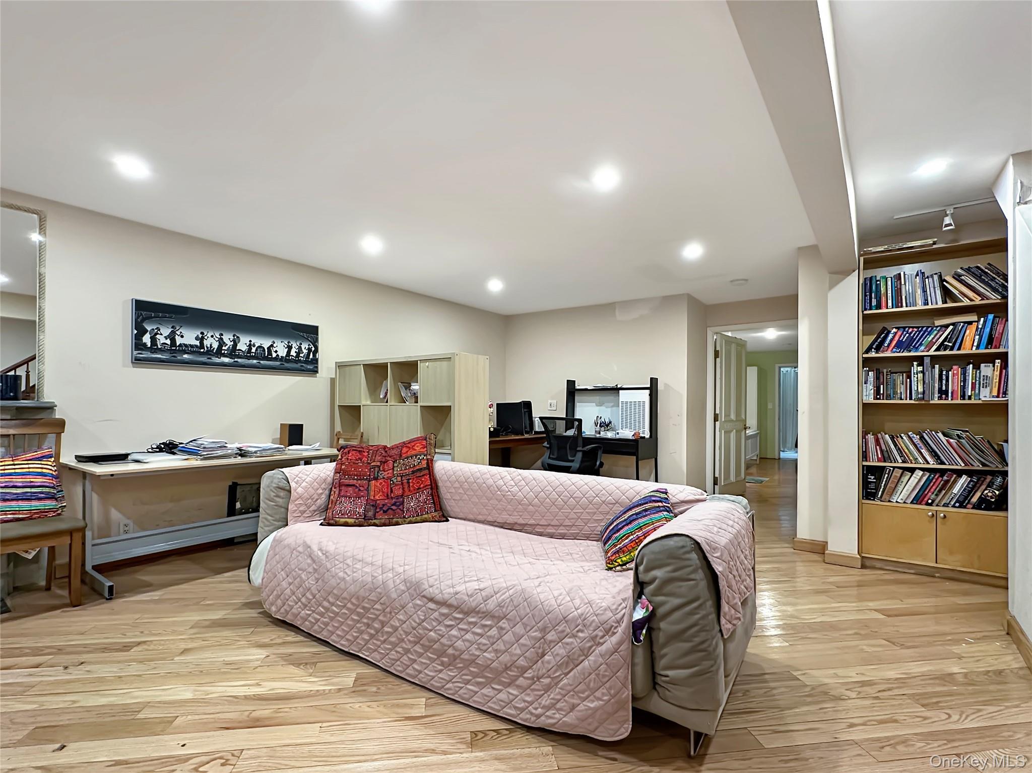 #16 photo, 344 E 120th Street, 曼哈頓 东哈莱姆区 New York (Manhattan) , NY 10035