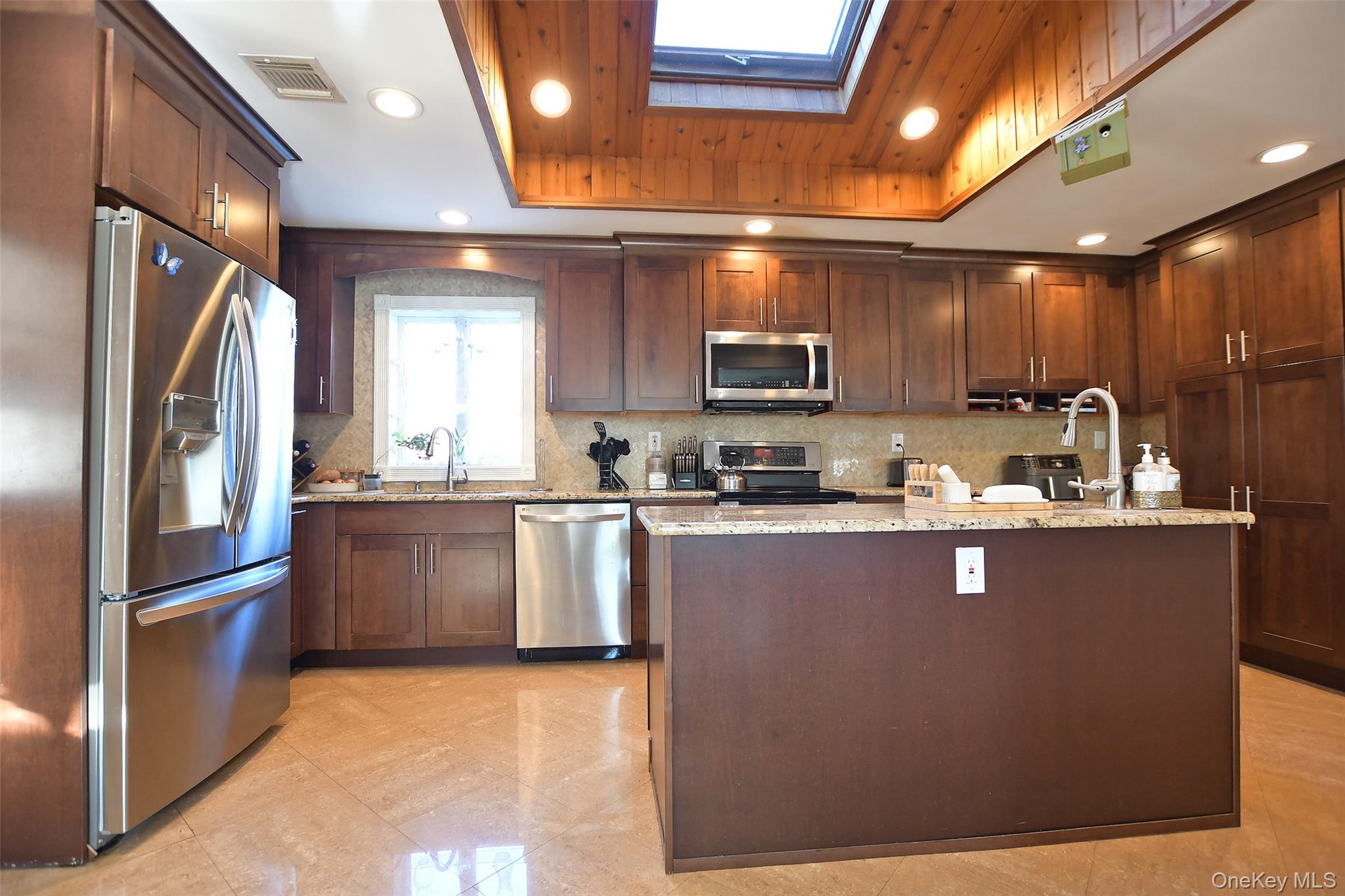 #11 photo, 7 Maple Road, Middle Island , NY 11953