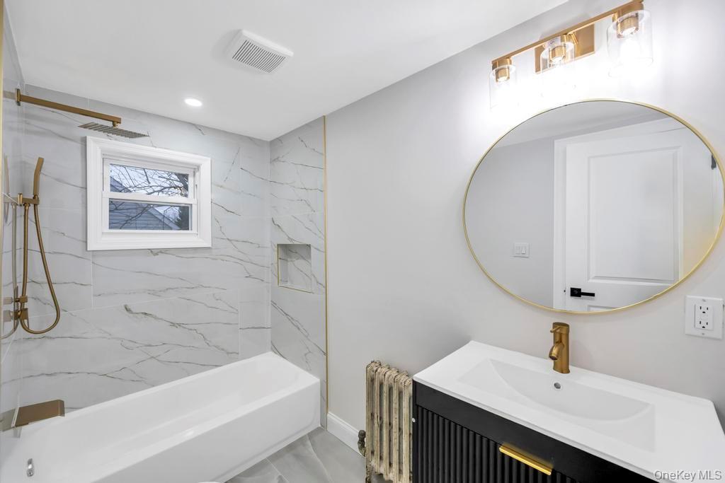 #10 photo, 751 S Hickory Street, Lindenhurst , NY 11757