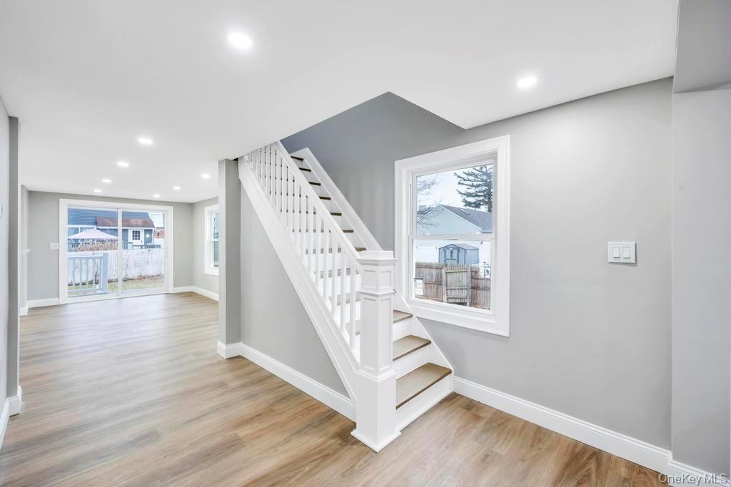 #9 photo, 751 S Hickory Street, Lindenhurst , NY 11757