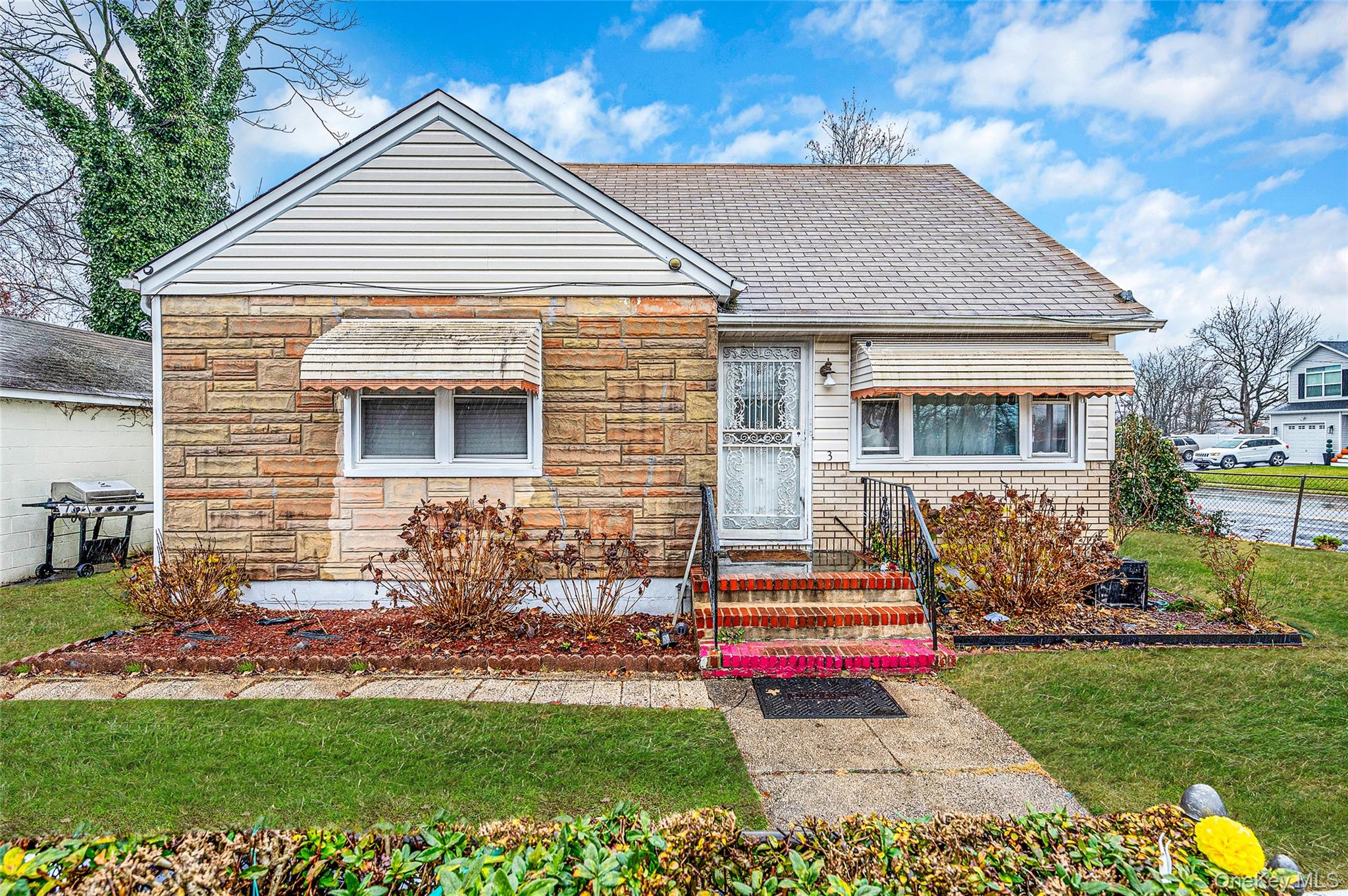 #1 photo, 3 Poplar Road, Amityville , NY 11701