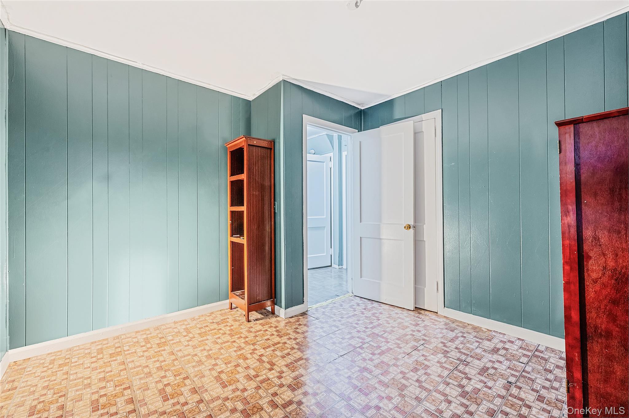 #15 photo, 3 Poplar Road, Amityville , NY 11701