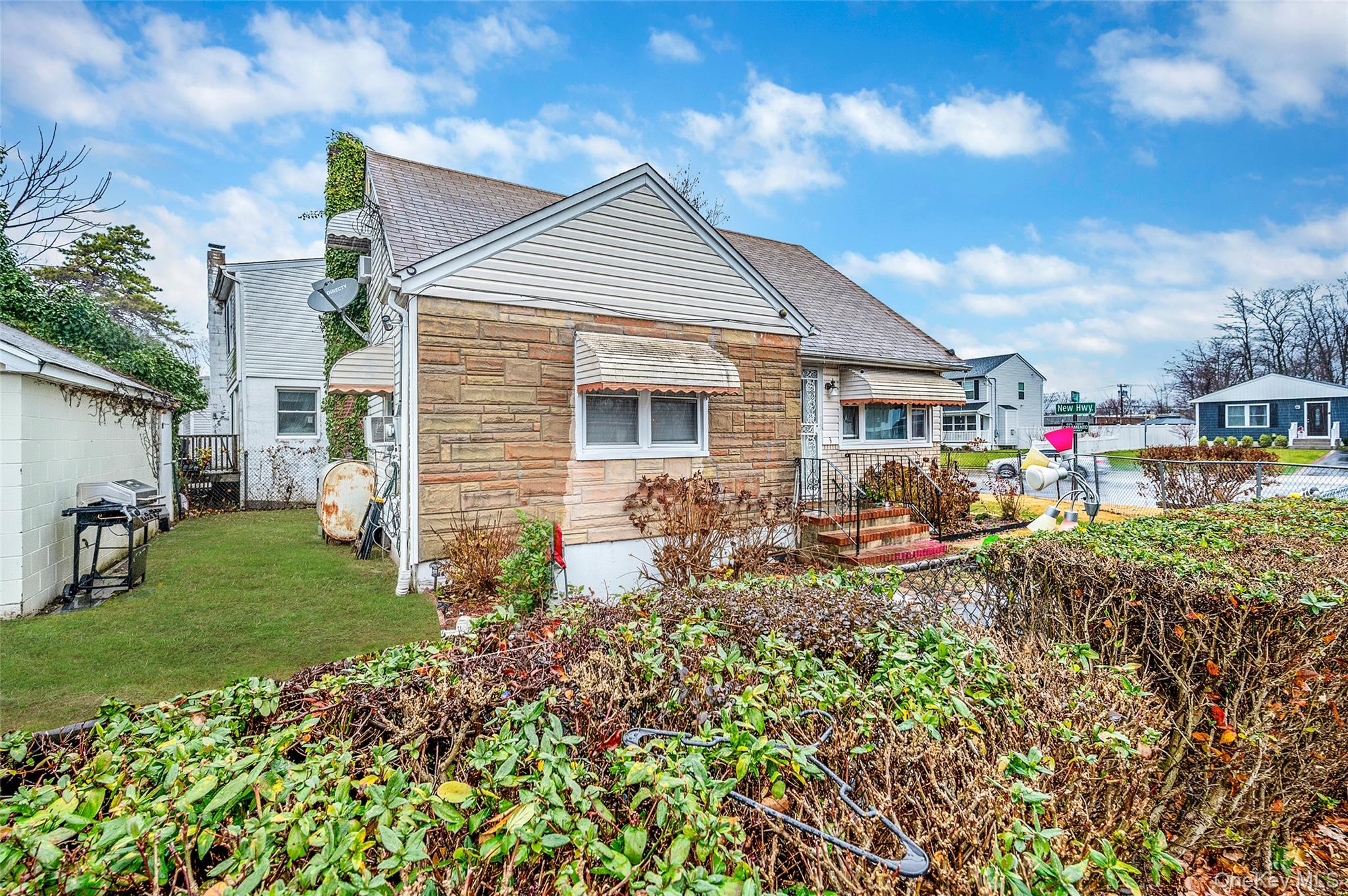 #2 photo, 3 Poplar Road, Amityville , NY 11701