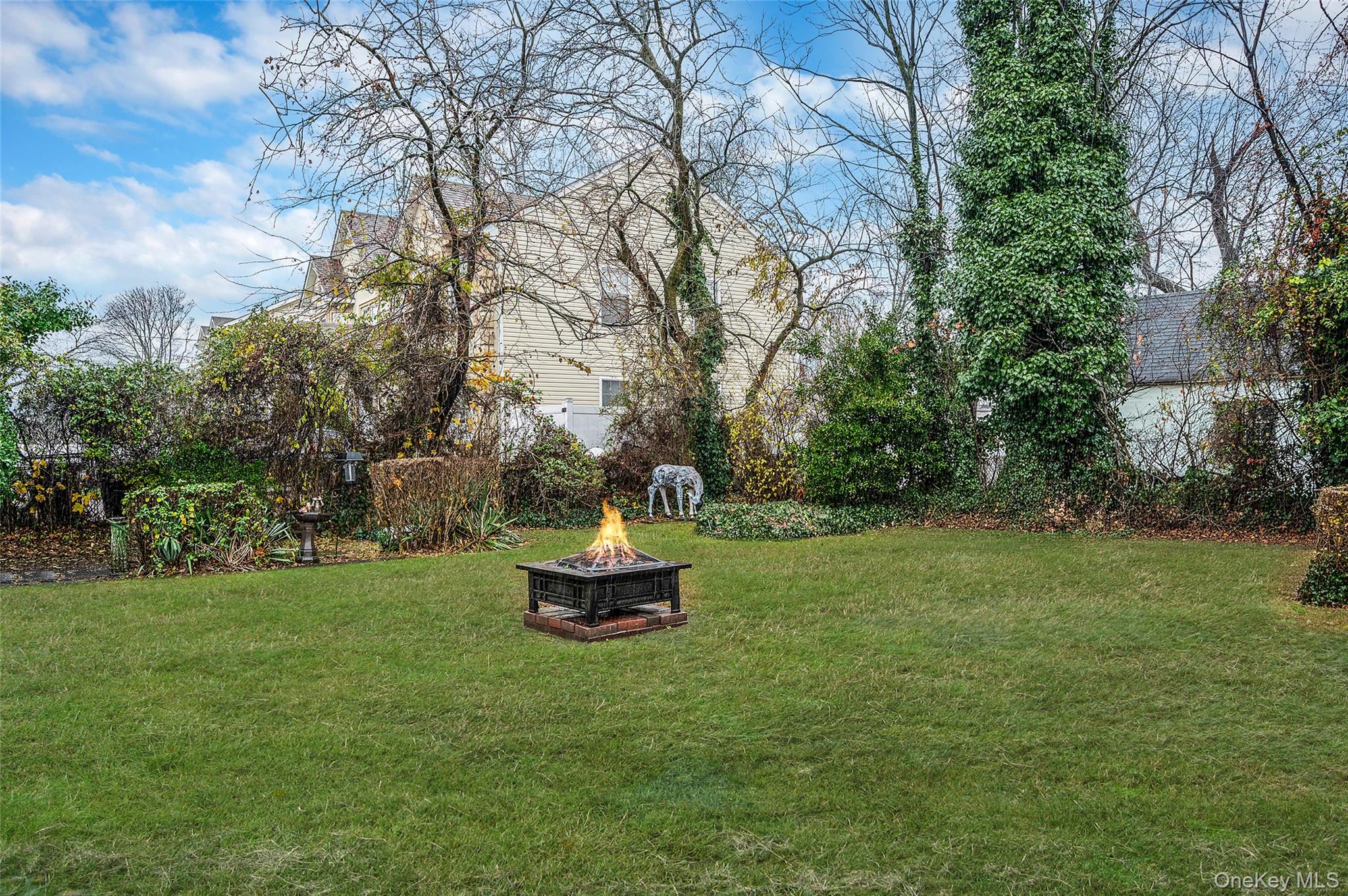 #5 photo, 3 Poplar Road, Amityville , NY 11701