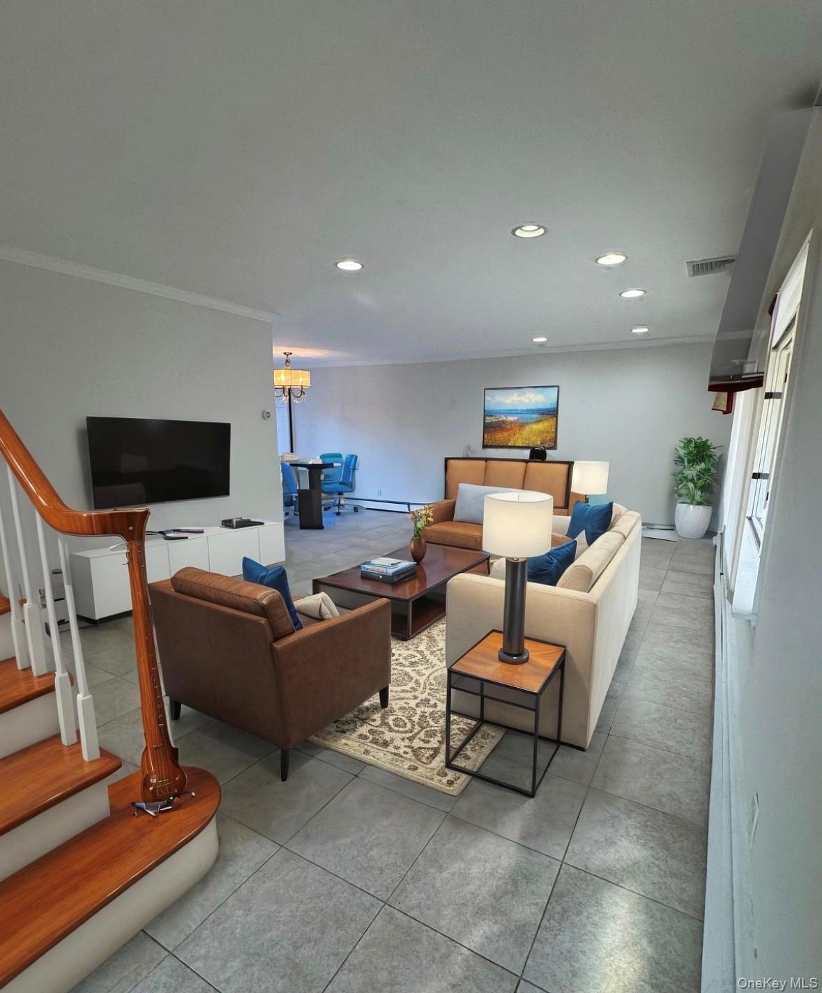 #3 photo, 12 Chadwick Road, Great Neck , NY 11023