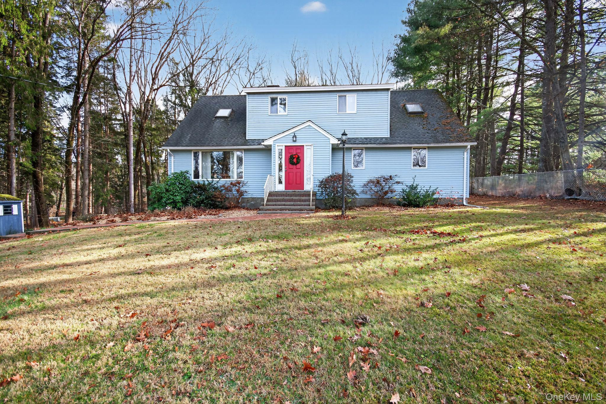 #1 photo, 4 Carlyle Road, 뉴욕주 Hyde Park , NY 12538