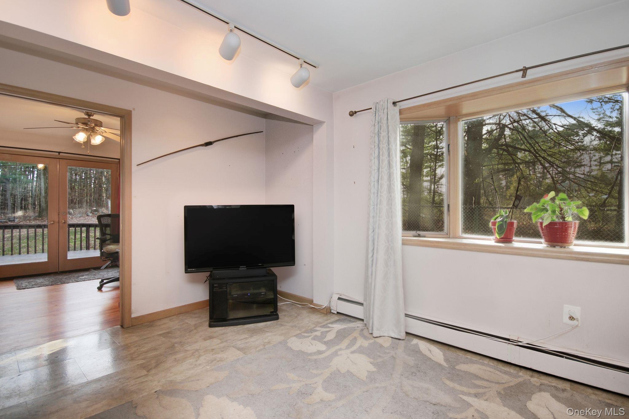 #12 photo, 4 Carlyle Road, 뉴욕주 Hyde Park , NY 12538