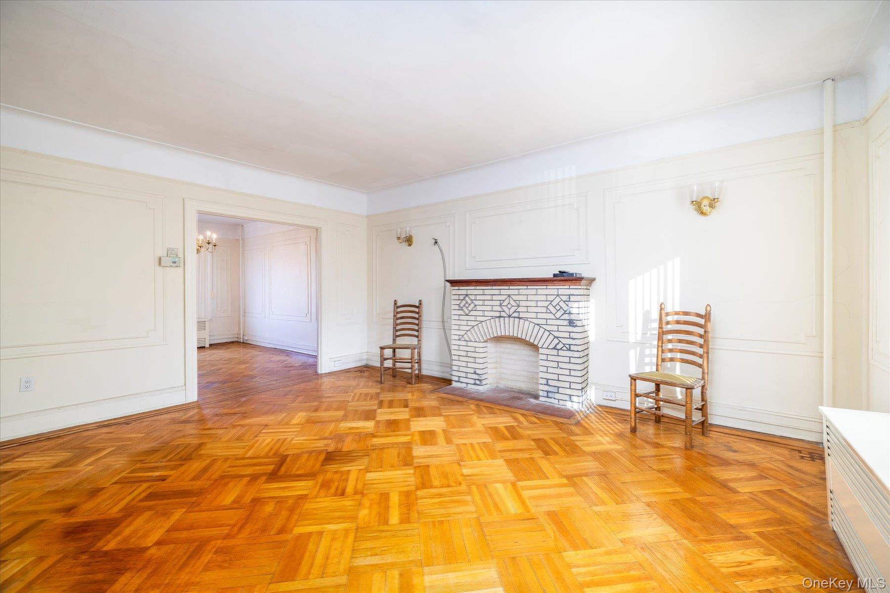 #4 photo, 53-54 66th Street, קווינס Maspeth , NY 11378