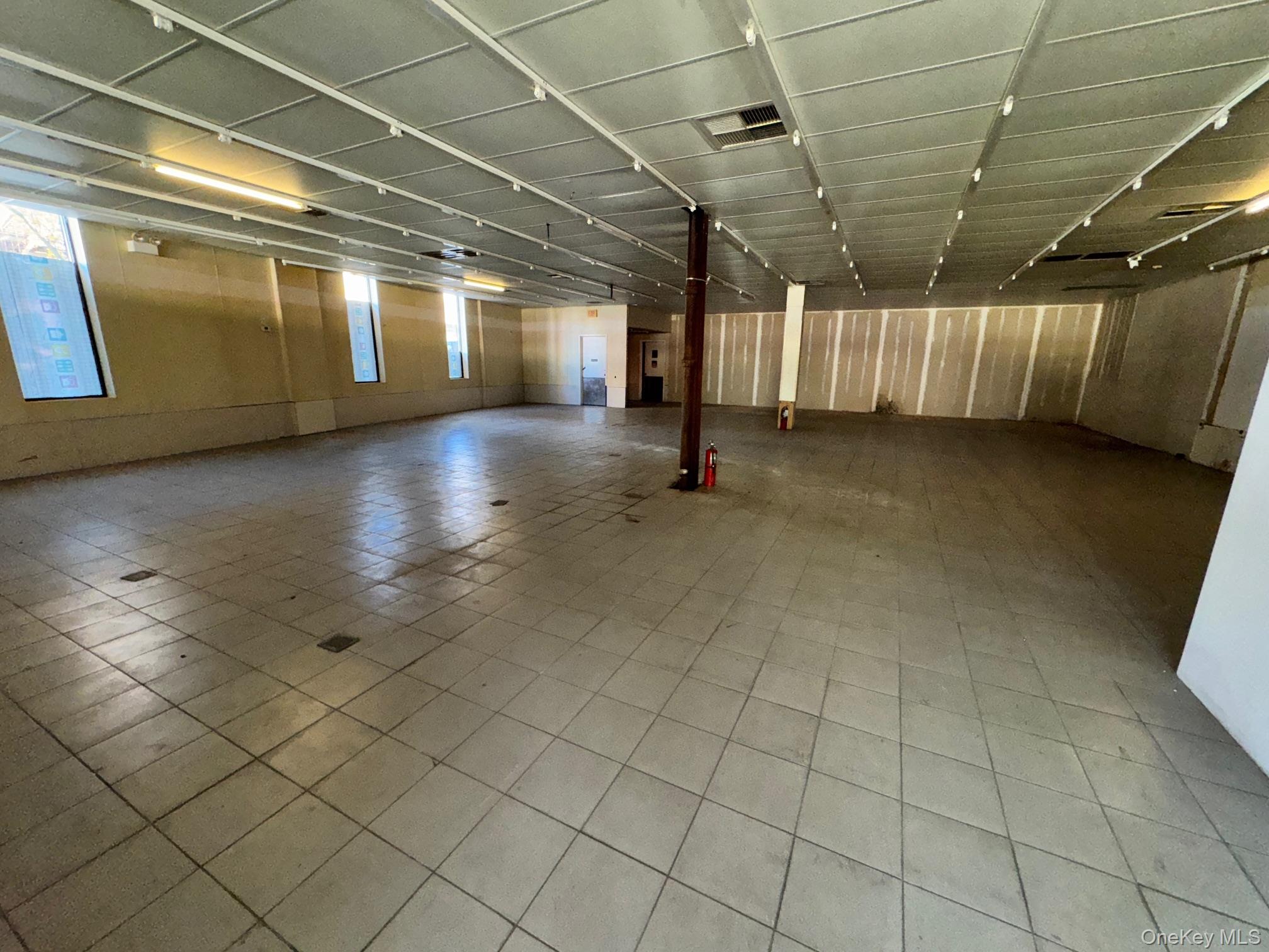 #8 photo, 6918 Myrtle Avenue, Ridgewood , NY 11385