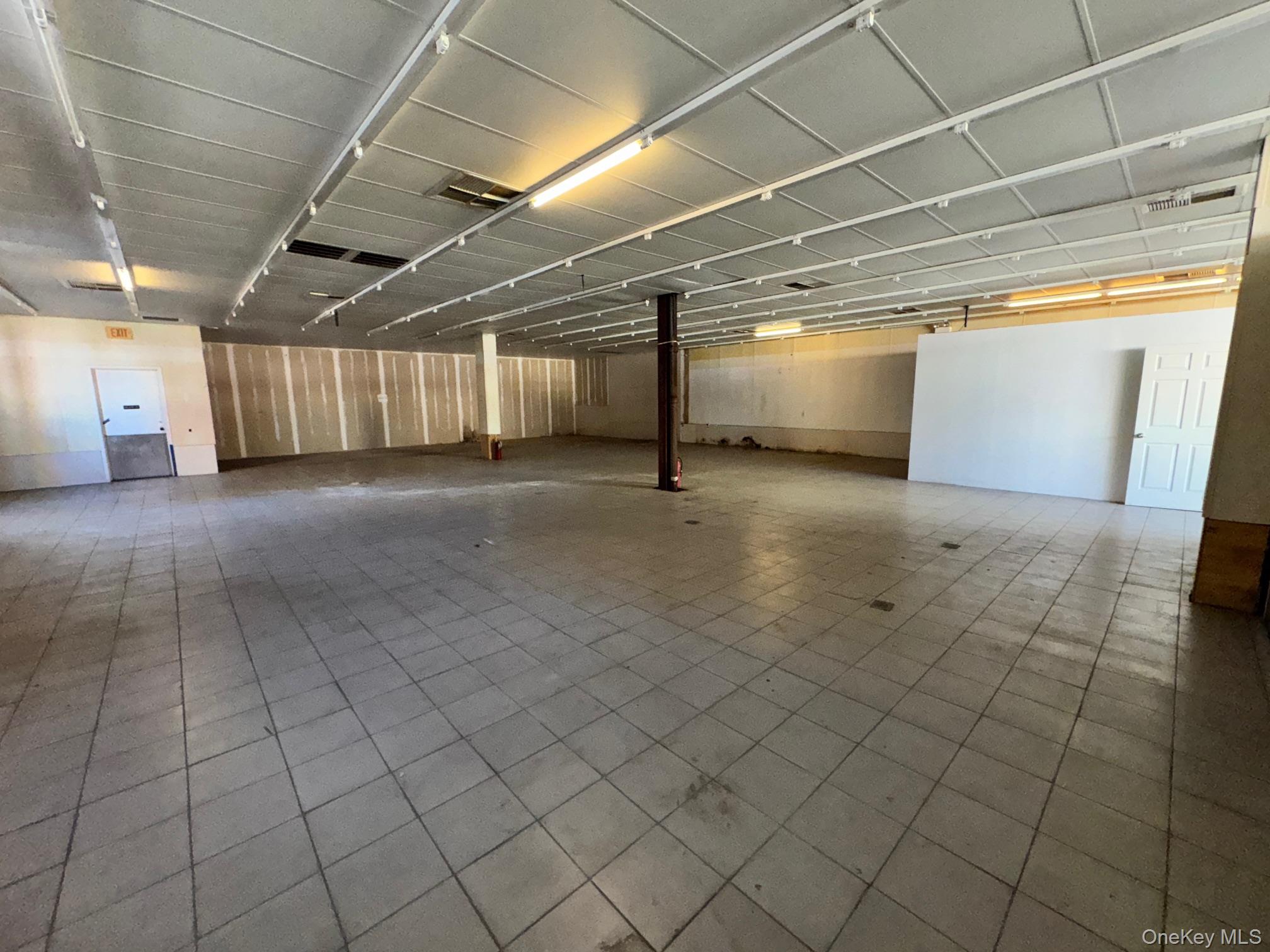 #9 photo, 6918 Myrtle Avenue, Ridgewood , NY 11385