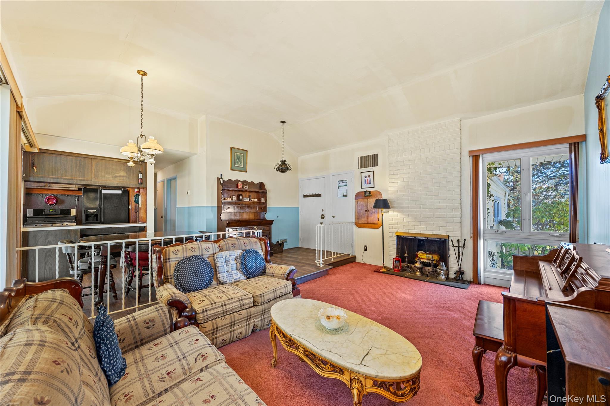 #6 photo, 251 1st Avenue, 롱 아일랜드 Massapequa Park , NY 11762