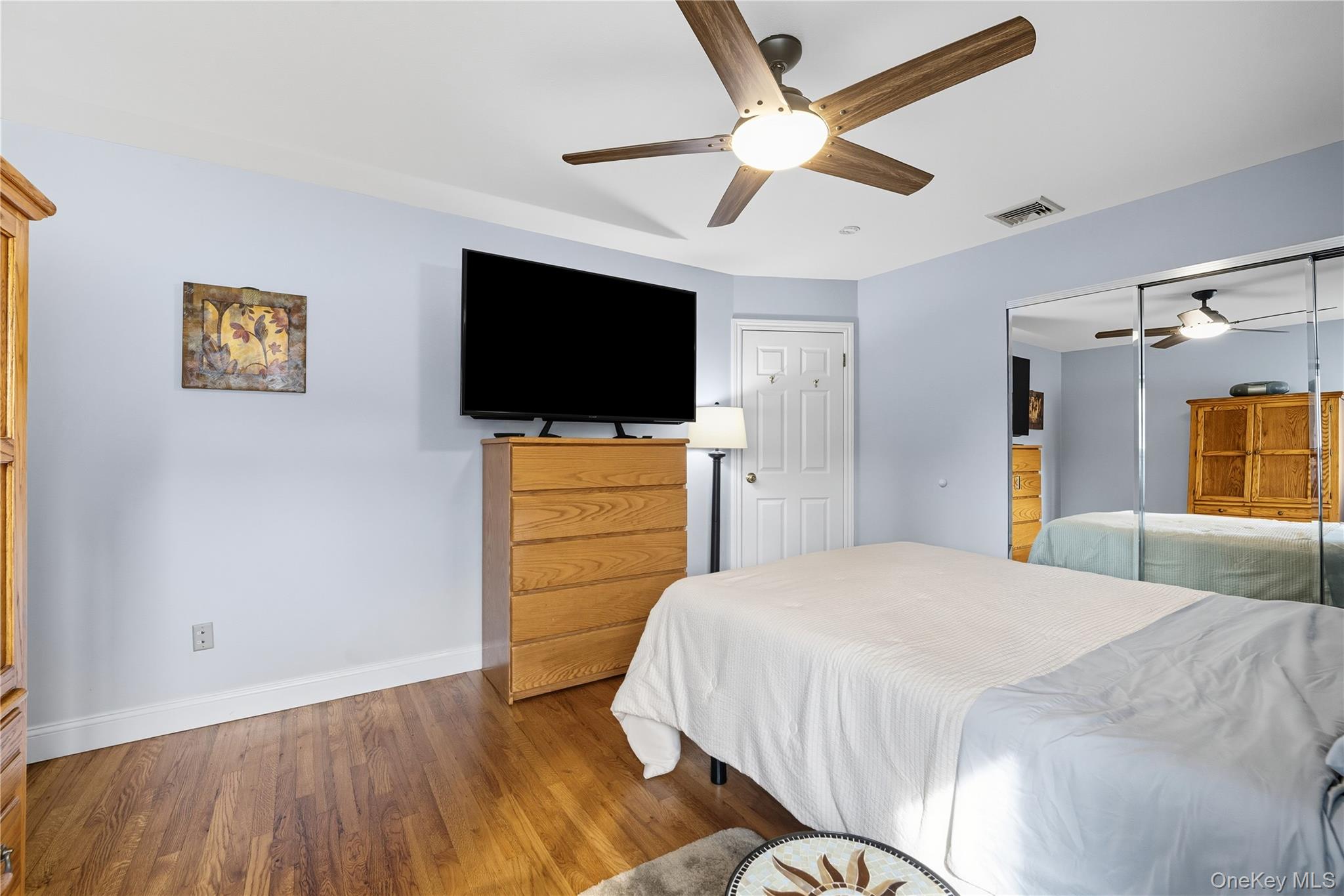 #15 photo, 20 MacArthur Boulevard, Саффолк ‖ Hauppauge , NY 11788