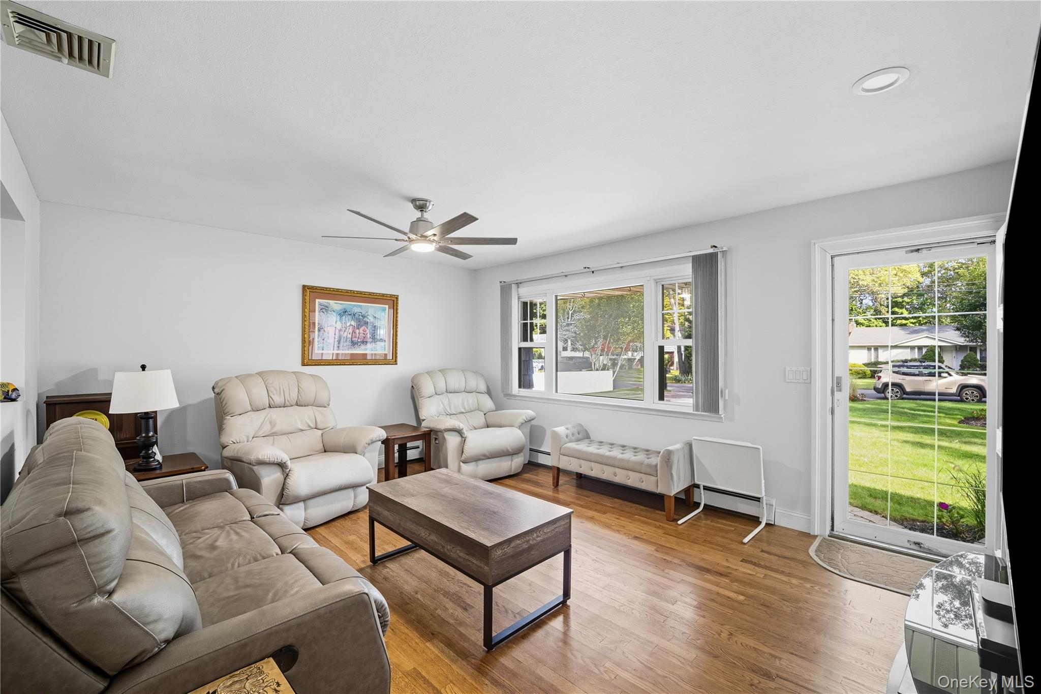 #3 photo, 20 MacArthur Boulevard, Саффолк ‖ Hauppauge , NY 11788