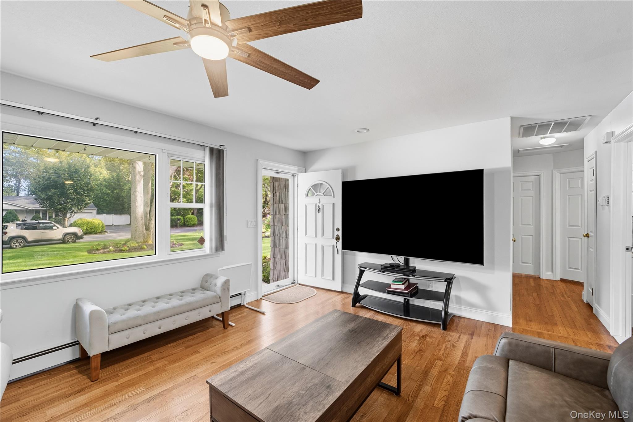 #5 photo, 20 MacArthur Boulevard, Саффолк ‖ Hauppauge , NY 11788