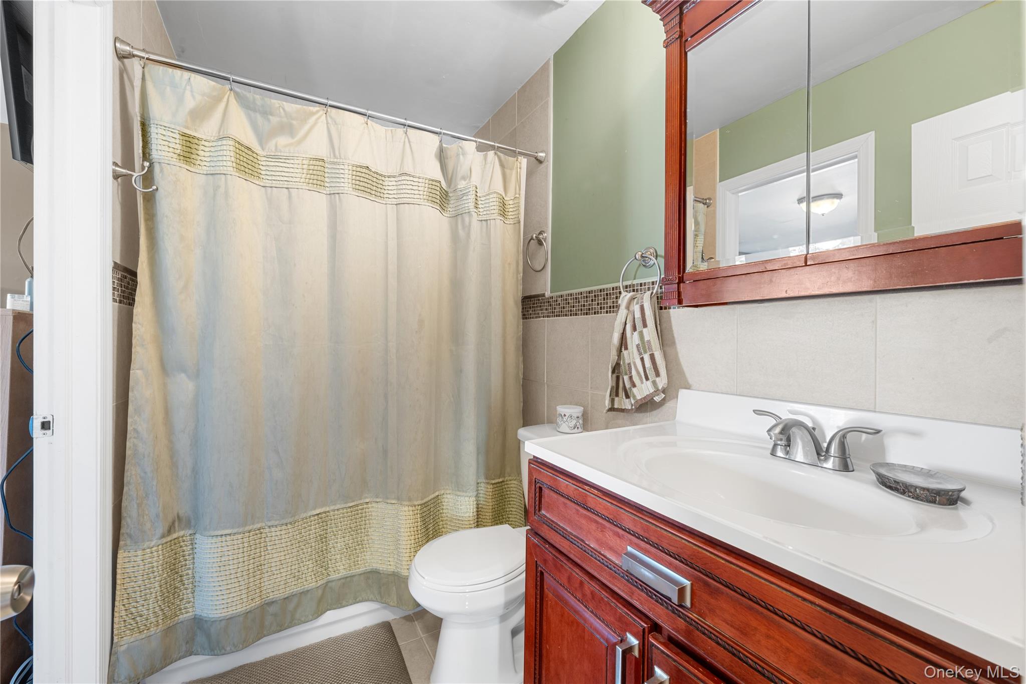 #12 photo, 60 Mercury Avenue, Саффолк ‖ East Patchogue , NY 11772