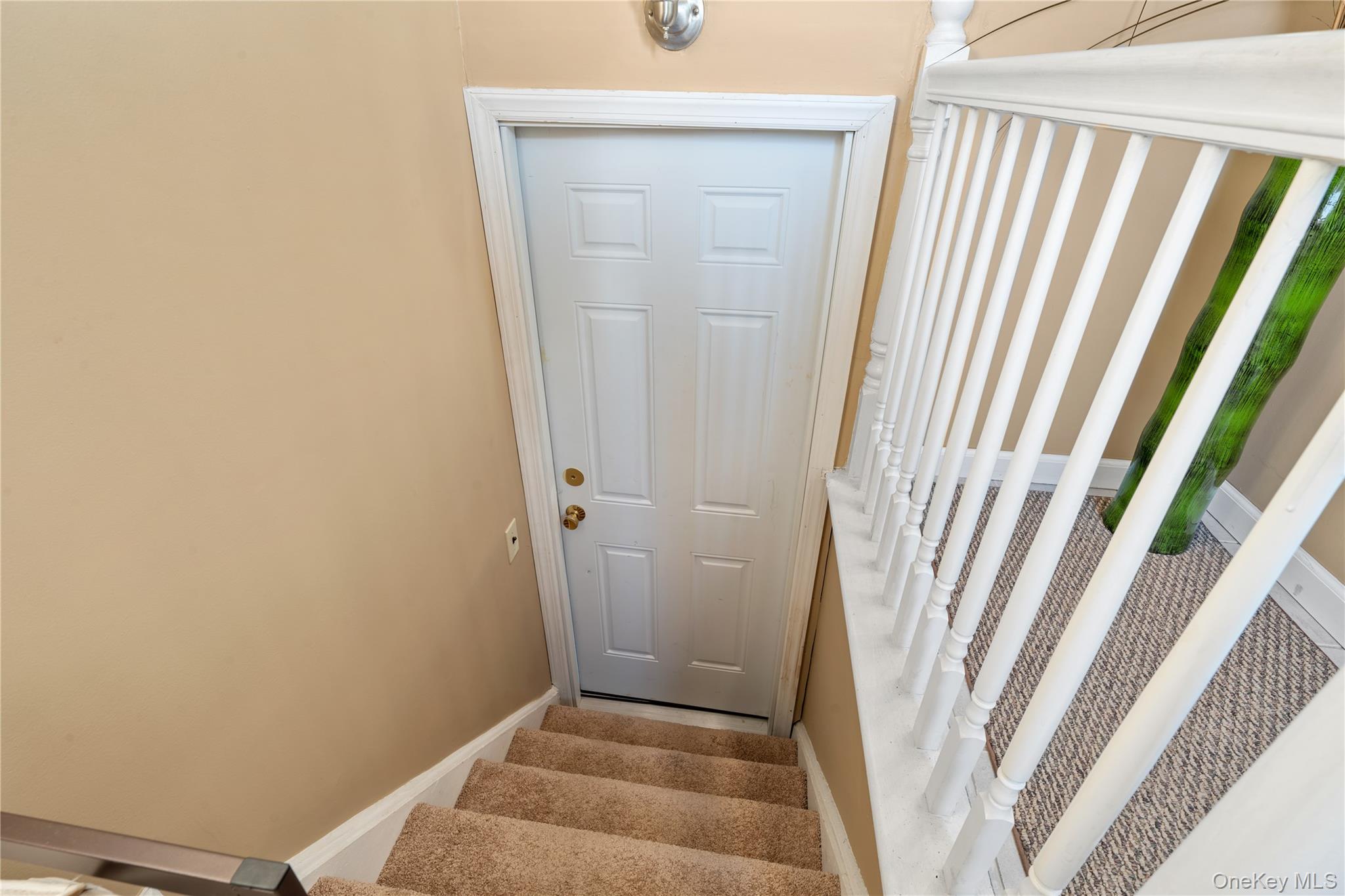 #14 photo, 60 Mercury Avenue, Саффолк ‖ East Patchogue , NY 11772