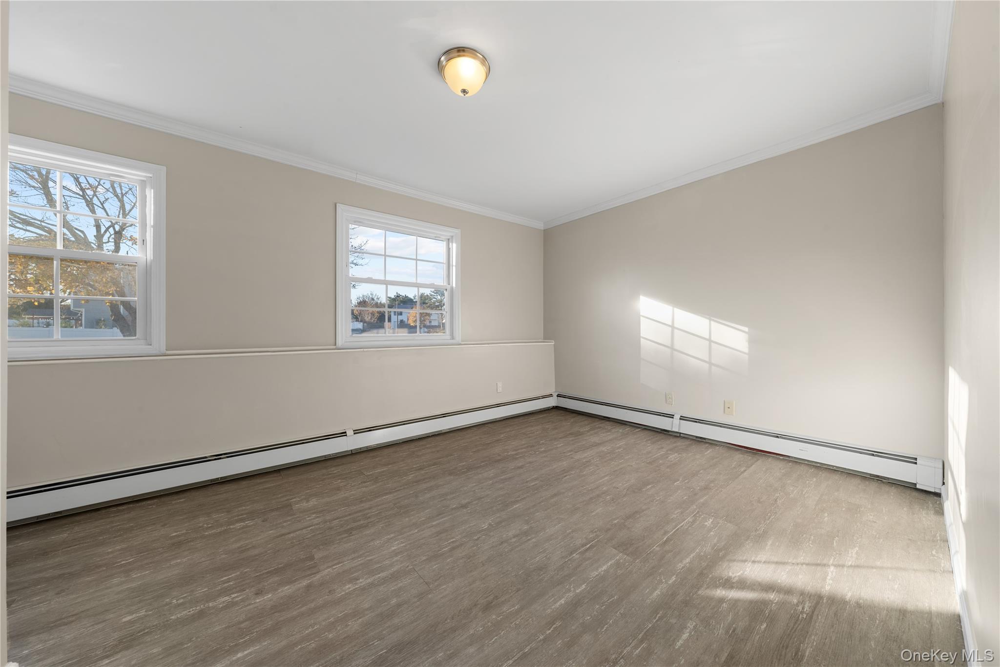 #19 photo, 60 Mercury Avenue, Саффолк ‖ East Patchogue , NY 11772