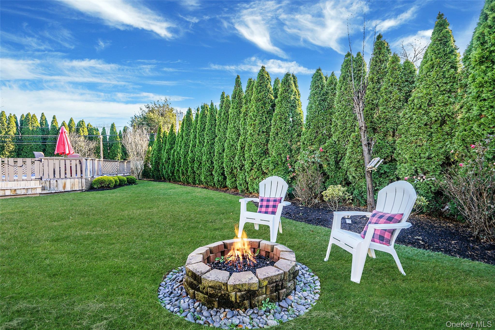 #3 photo, 15 Penn Drive, מחוז סאפוק Smithtown , NY 11787