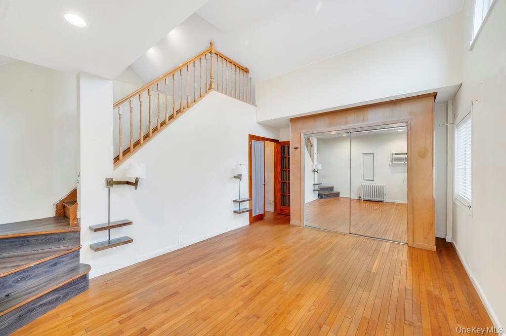 #13 photo, 88 Marlboro Road, מחוז נסאו Valley Stream , NY 11581