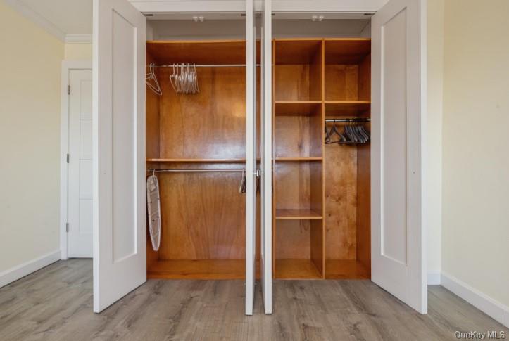 #15 photo, 2 BAY CLUB Drive, Куинс ‖ Bayside , NY 11360