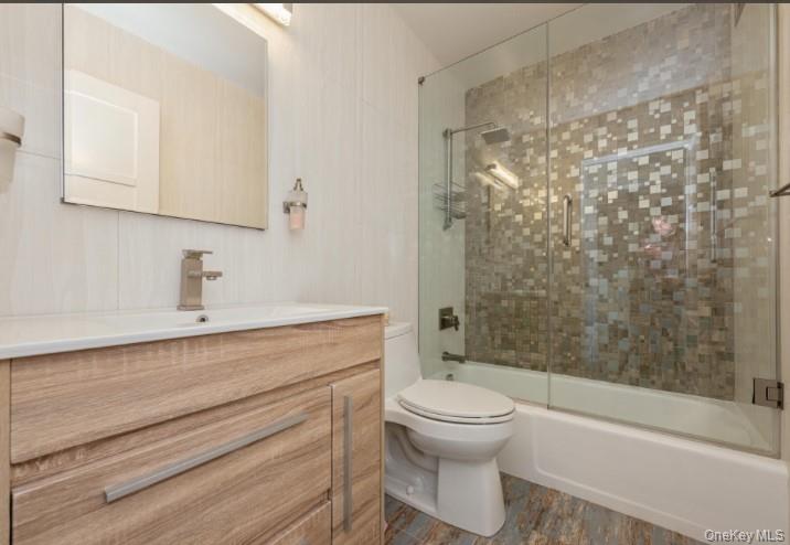 #9 photo, 2 BAY CLUB Drive, Куинс ‖ Bayside , NY 11360