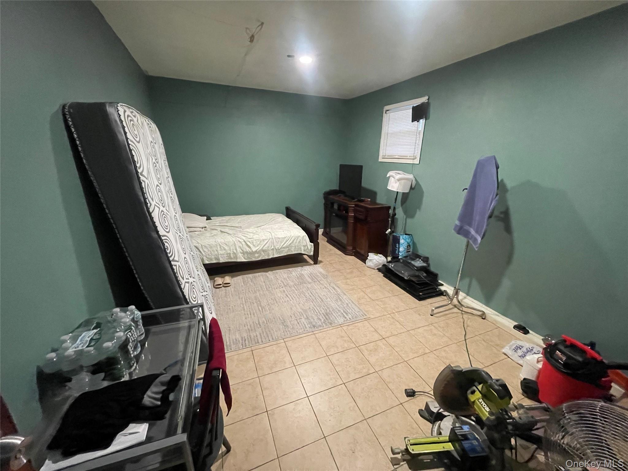 #13 photo, 30 Oakcrest Avenue, מחוז סאפוק Middle Island , NY 11953