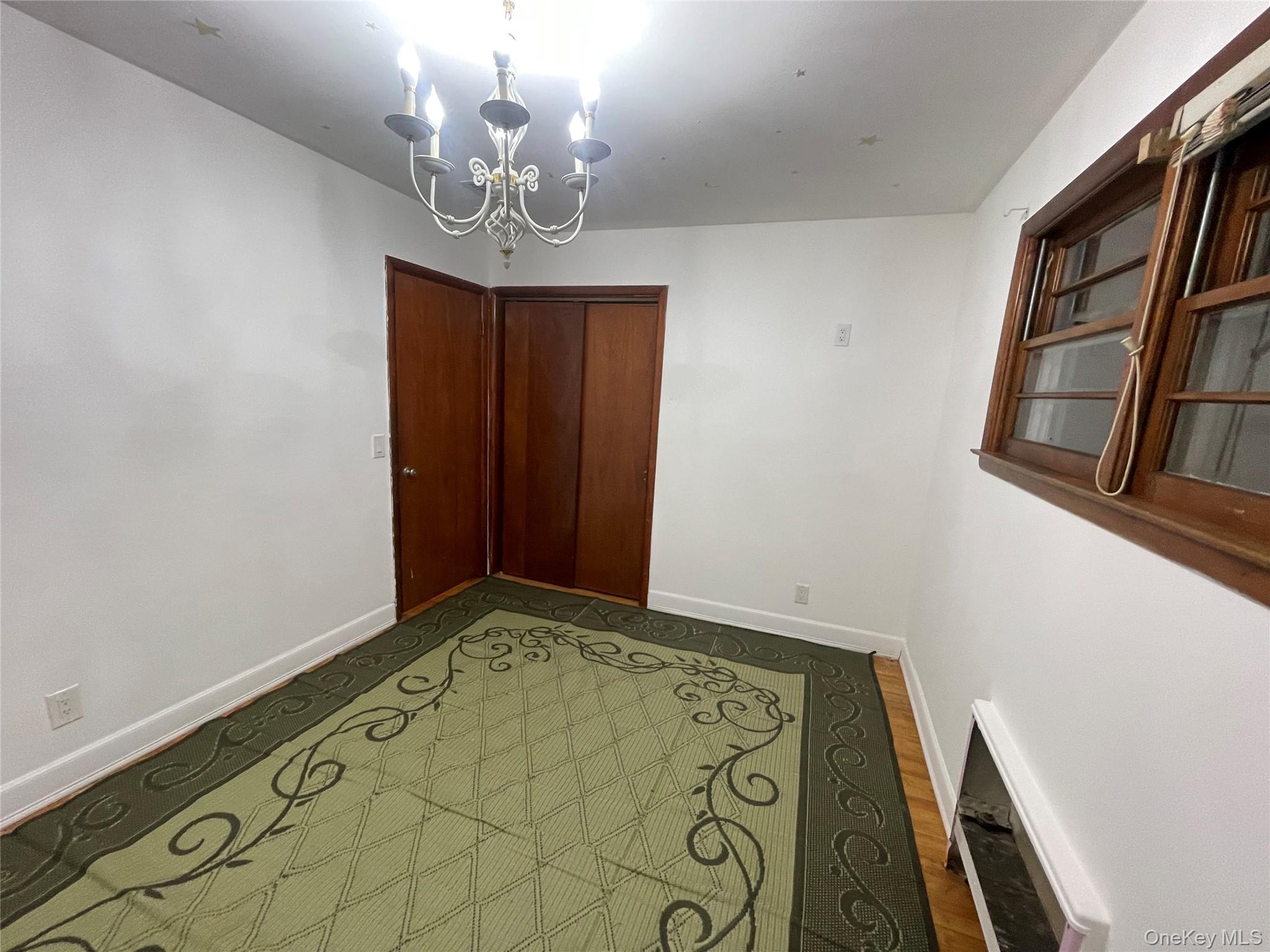 #18 photo, 30 Oakcrest Avenue, מחוז סאפוק Middle Island , NY 11953