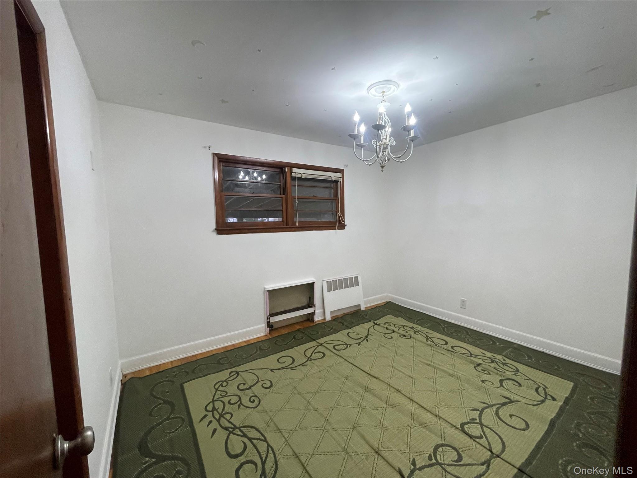 #19 photo, 30 Oakcrest Avenue, מחוז סאפוק Middle Island , NY 11953