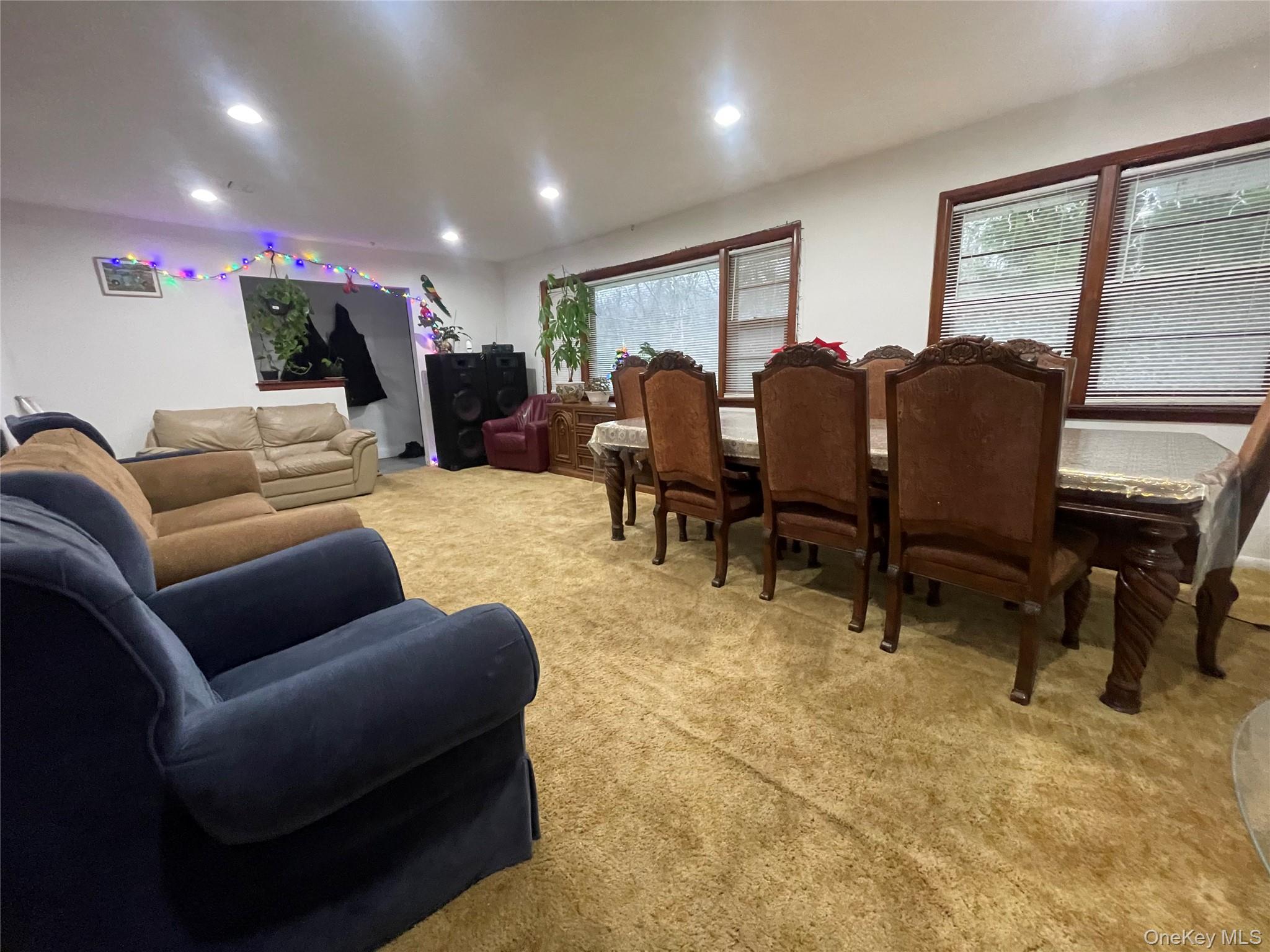 #6 photo, 30 Oakcrest Avenue, מחוז סאפוק Middle Island , NY 11953