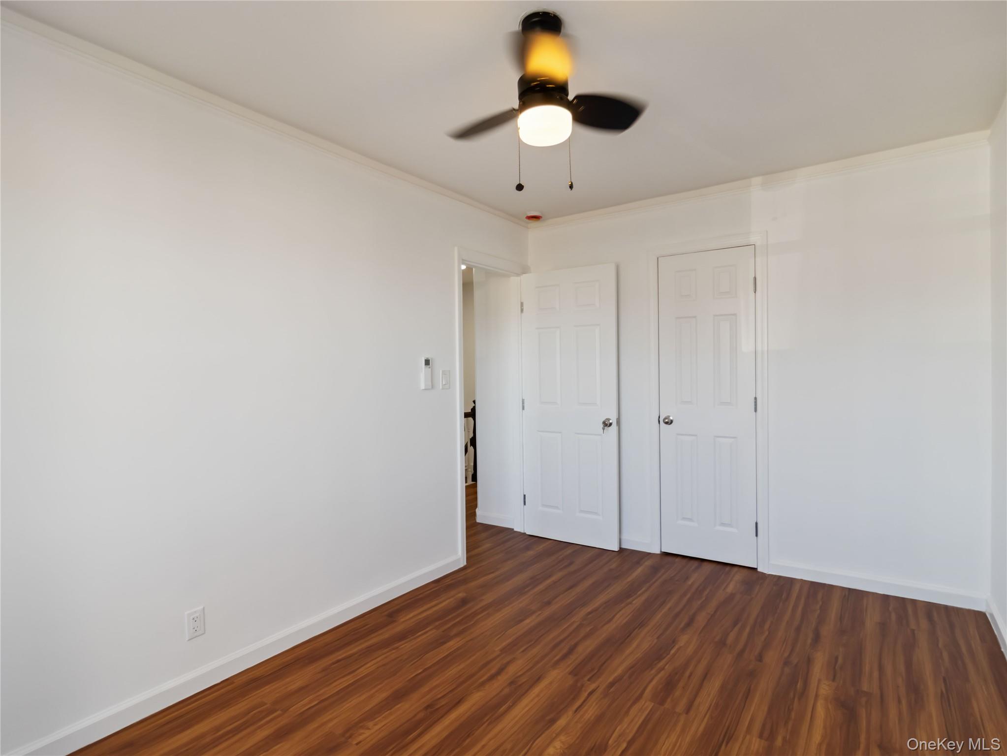 #20 photo, 6286 Dry Harbor Road, 皇后区 中村 Middle Village , NY 11379