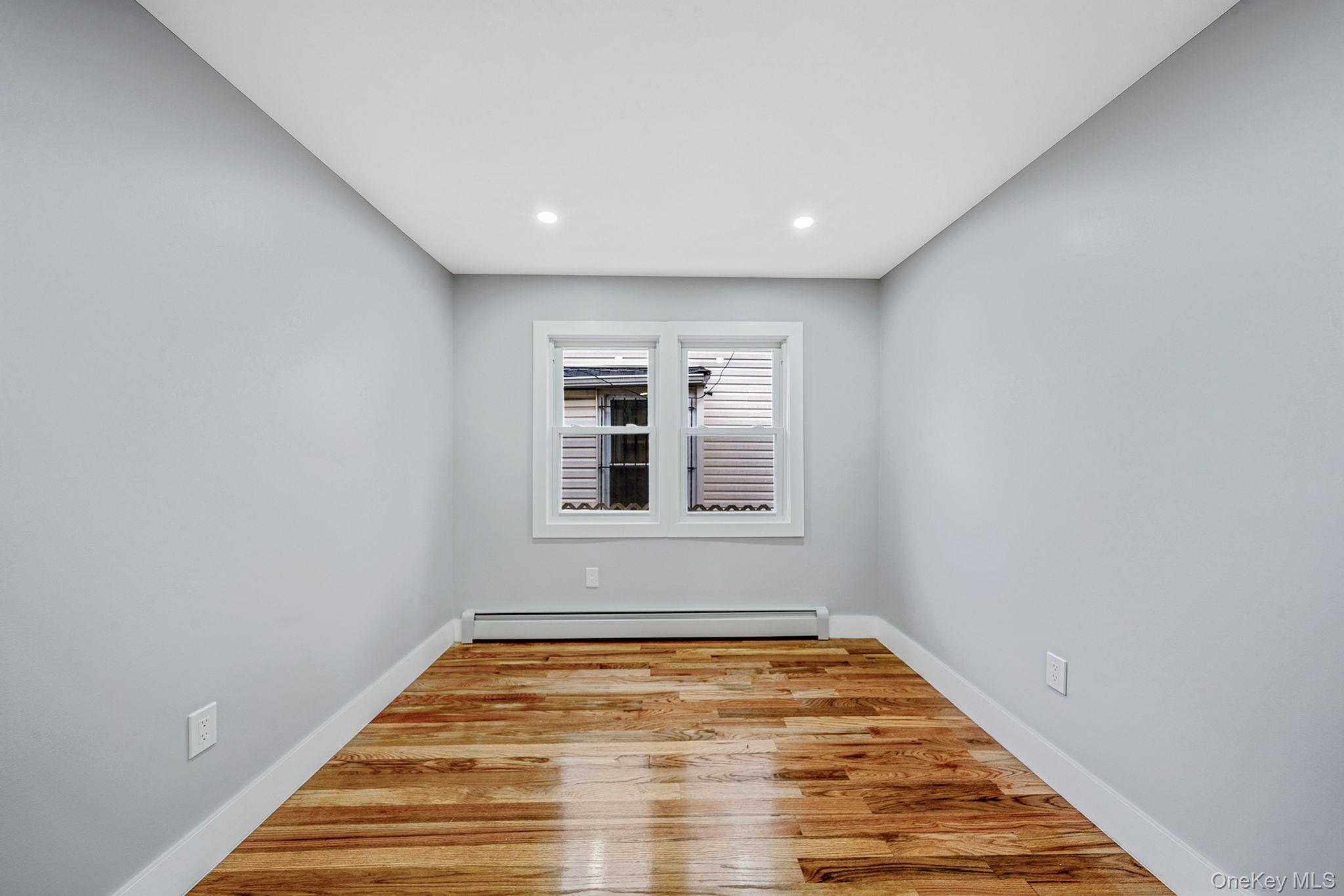 #19 photo, 21407 110th Avenue, 皇后区 Queens Village , NY 11429