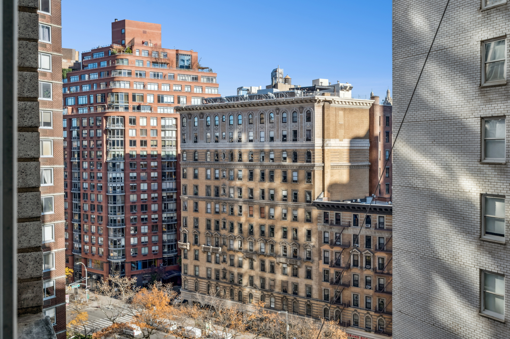 #3 photo, 155 W 68th Street, Lincoln Square , NY 10023