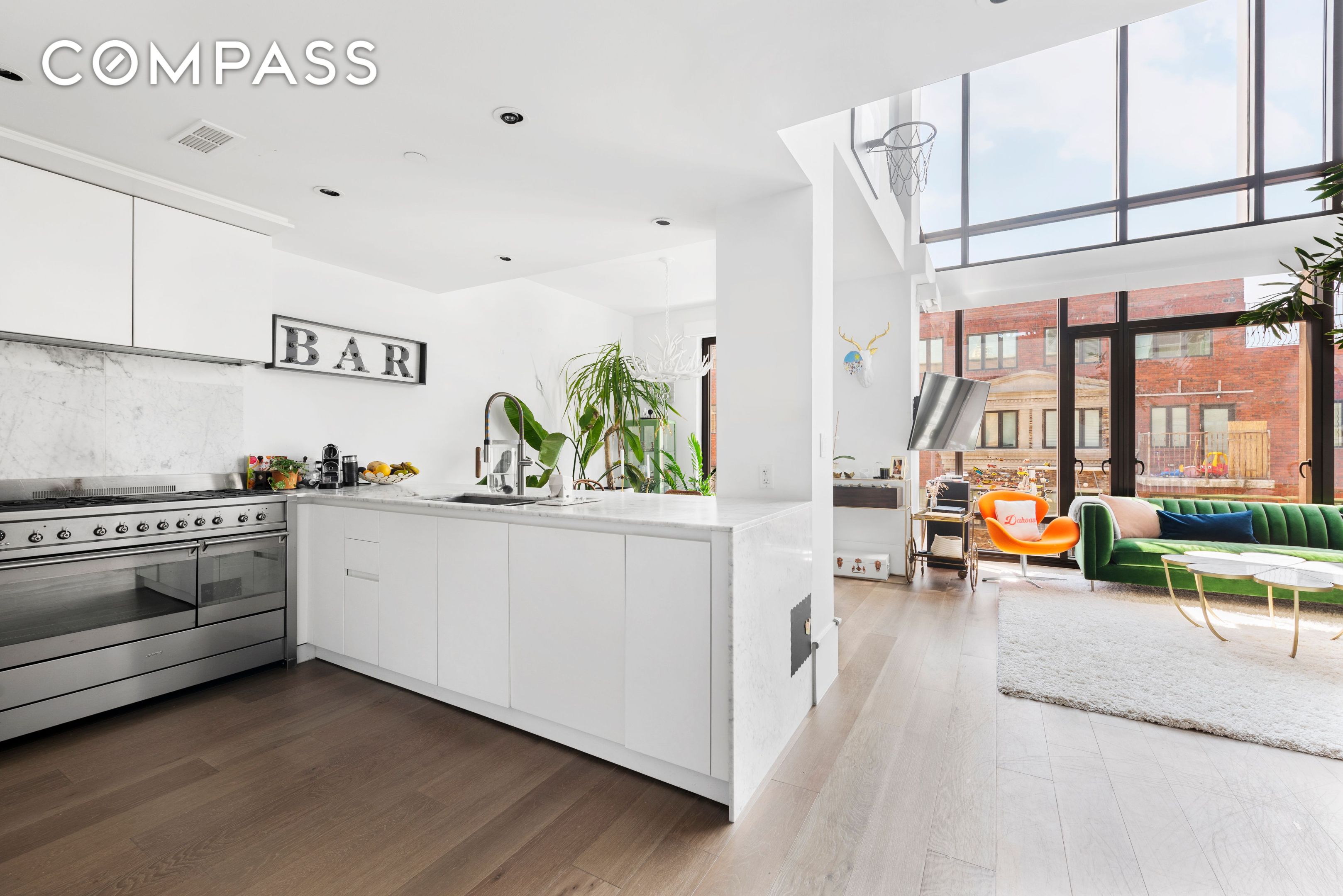 #4 photo, 429 Kent Avenue, Williamsburg , NY 11249