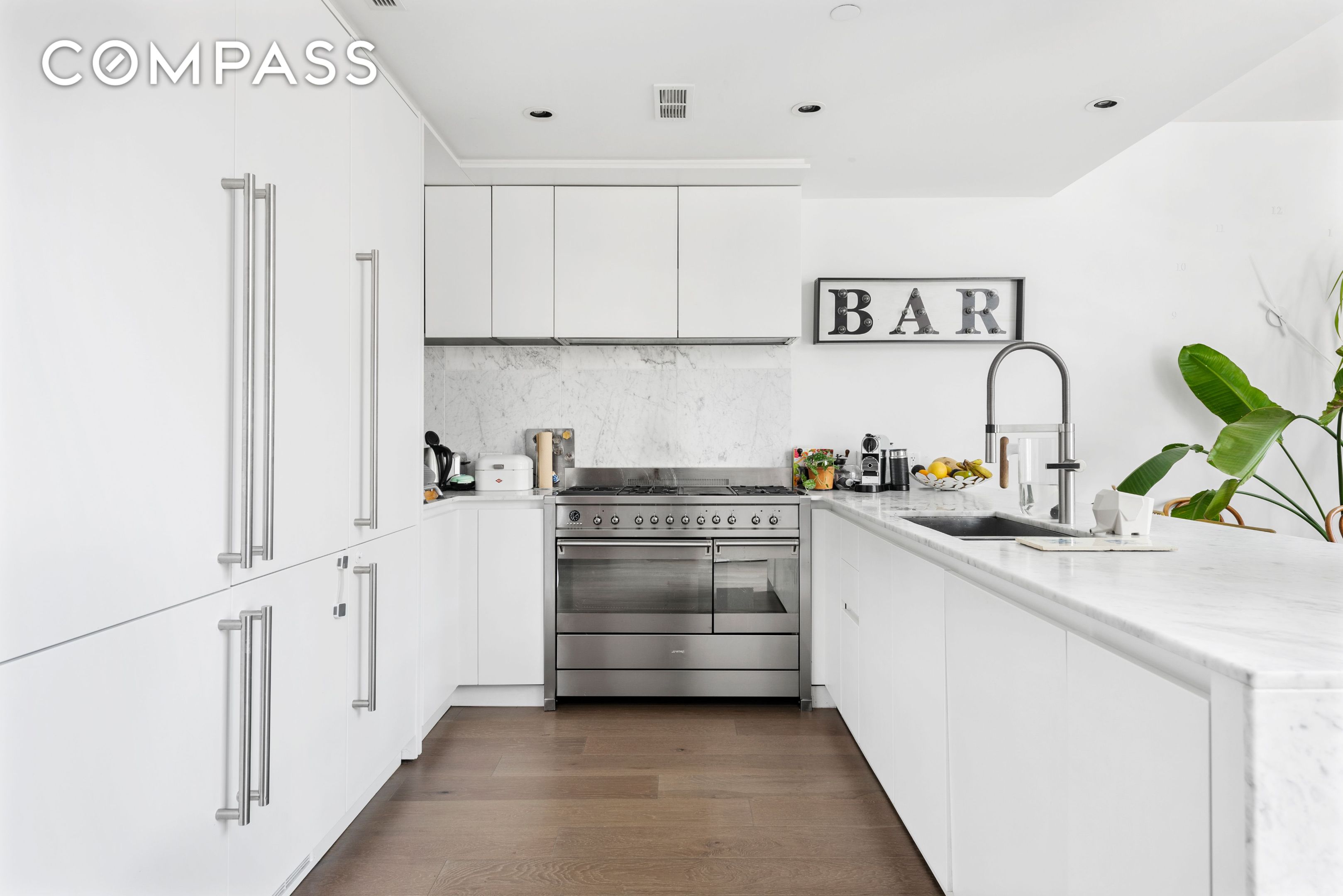 #5 photo, 429 Kent Avenue, Williamsburg , NY 11249