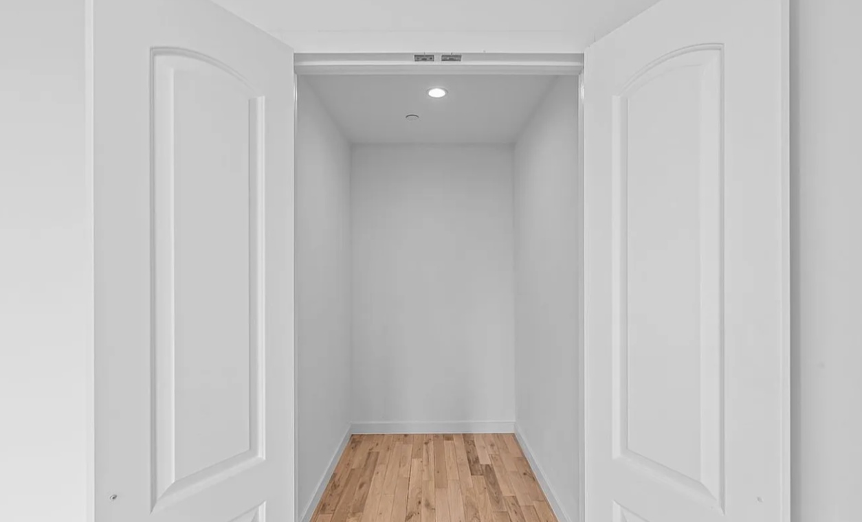 #4 photo, Brooklyn, Madison , NY 11229