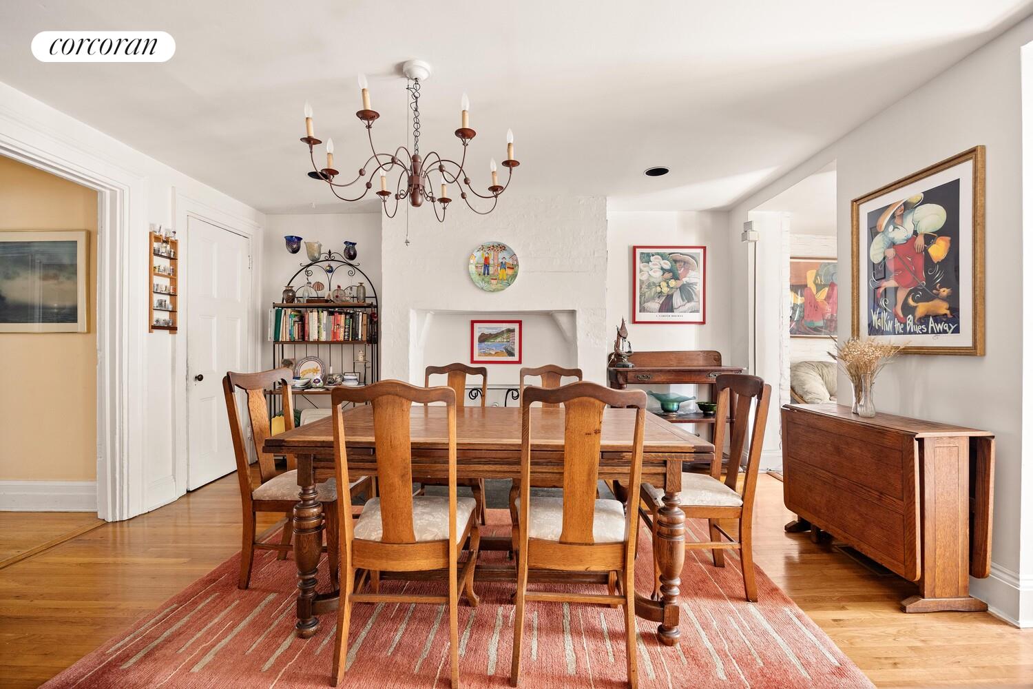 #1 photo, 134 W 13TH Street, Greenwich Village , NY 10011