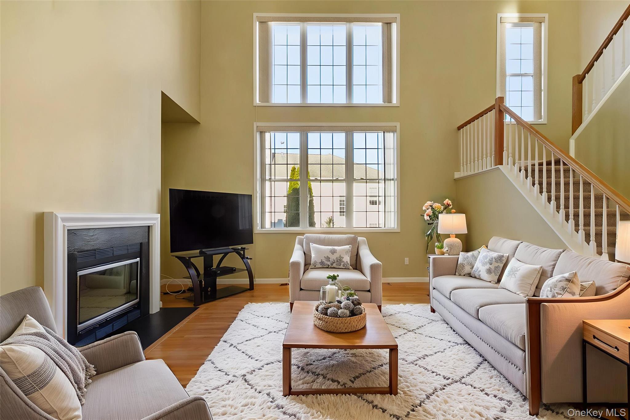 #7 photo, 79 Landmark Court, White Plains , NY 10603