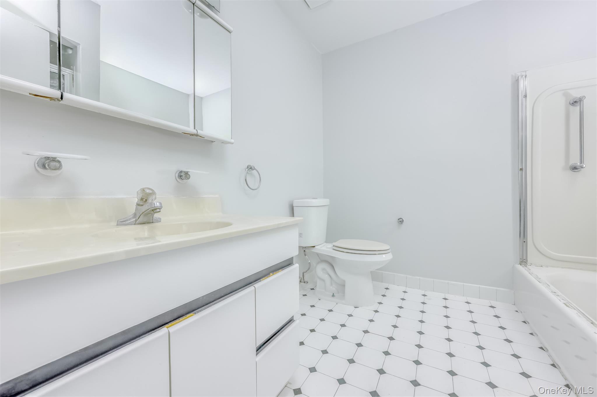 #13 photo, 23 Gladys Drive, Spring Valley , NY 10977