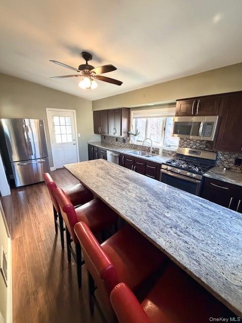 #3 photo, 25 Mansion Avenue, Yonkers , NY 10704