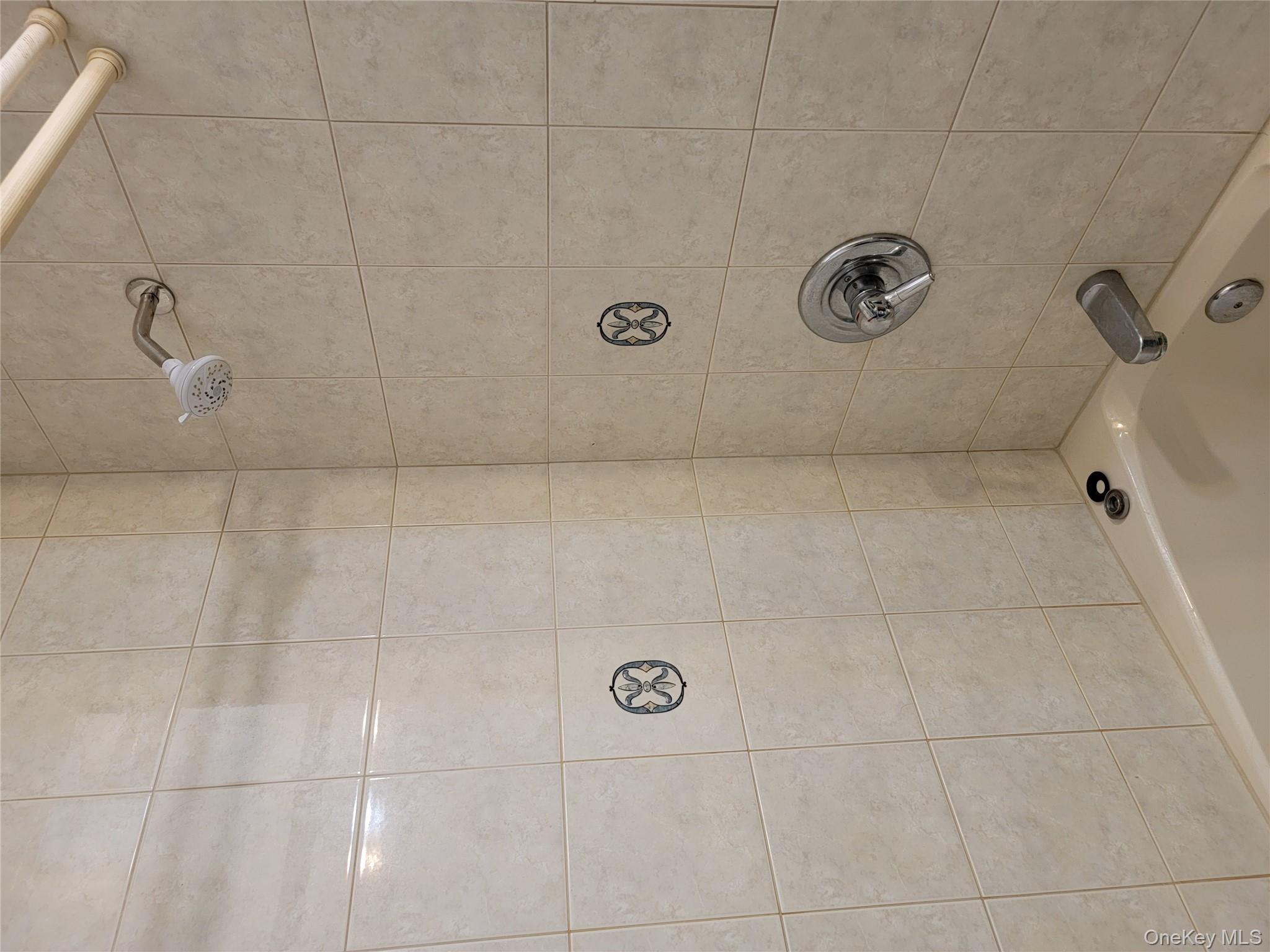 #12 photo, 107 Oscawana Lake Road, 纽约州 Putnam Valley , NY 10579