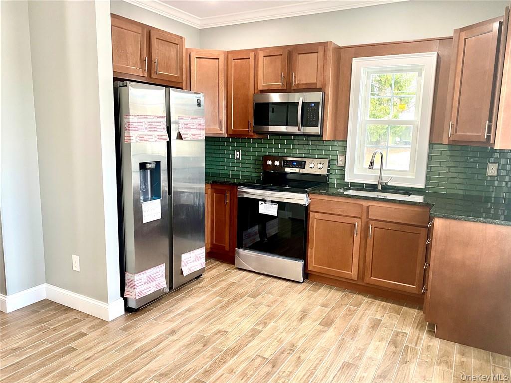 #2 photo, 26 Courtland Street, Middletown , NY 10940