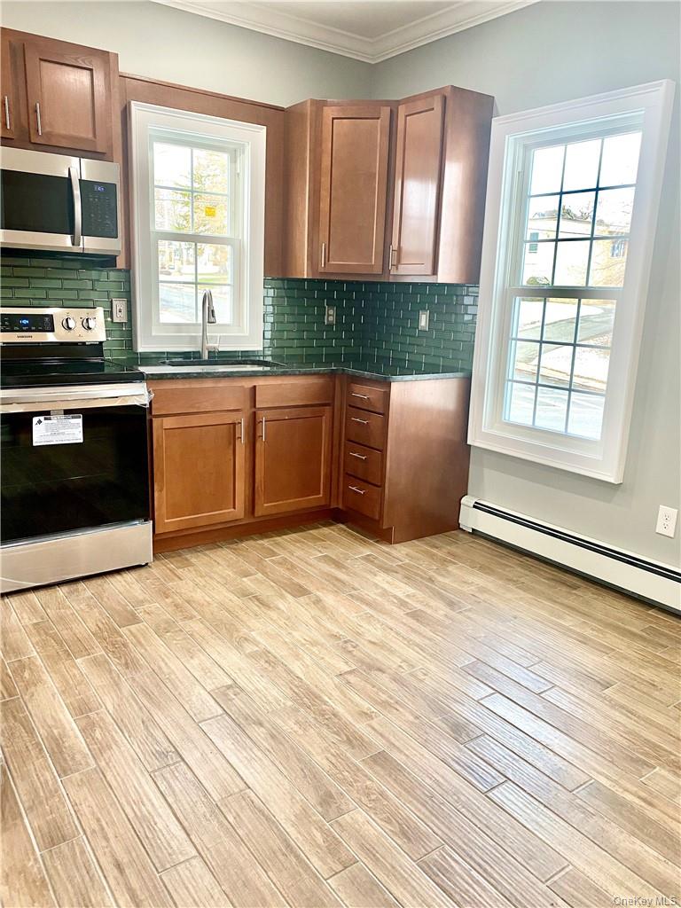 #4 photo, 26 Courtland Street, Middletown , NY 10940