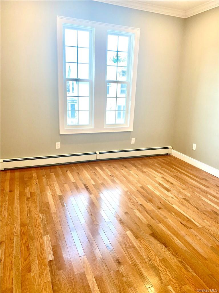 #8 photo, 26 Courtland Street, Middletown , NY 10940